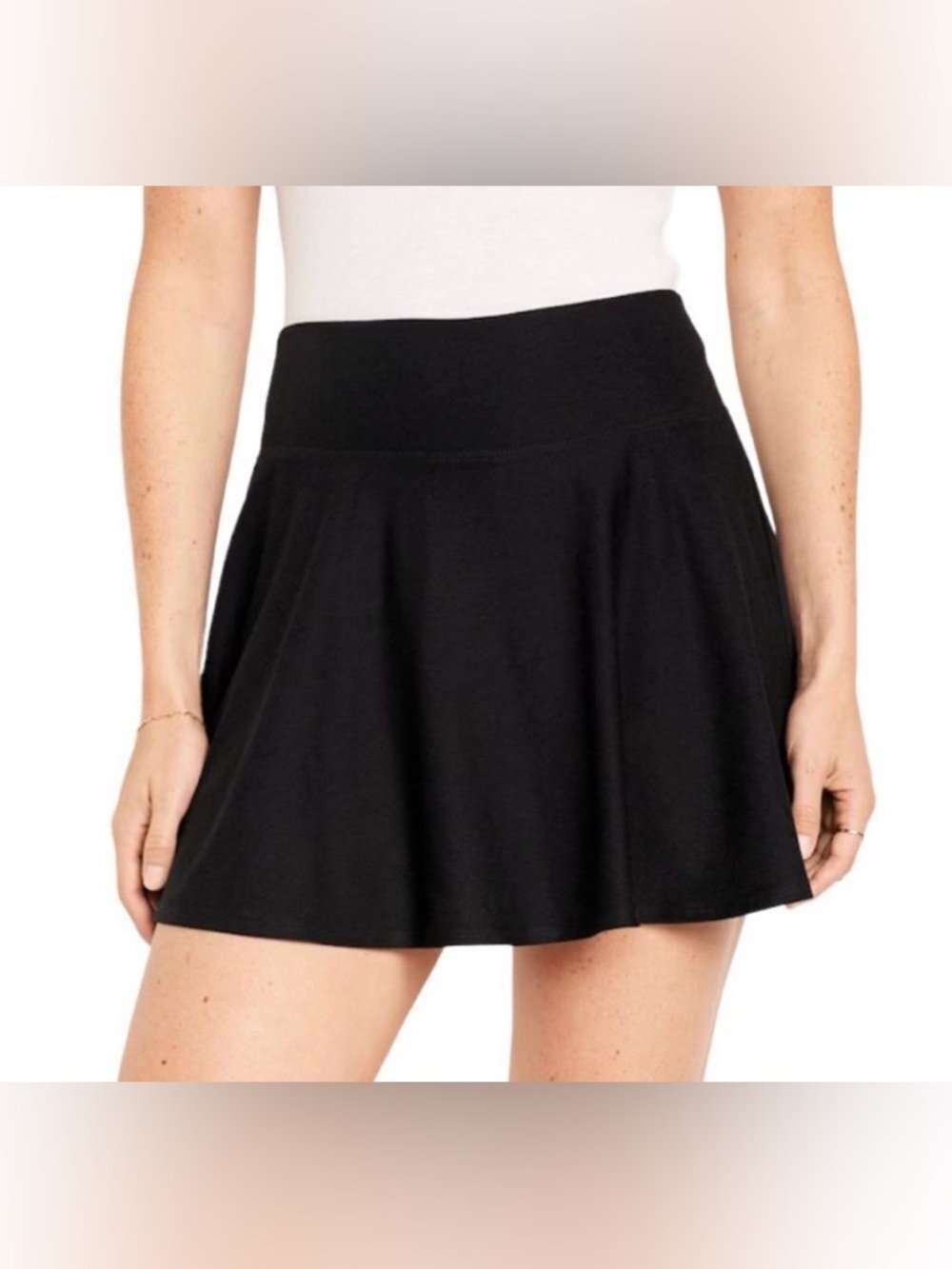 Old Navy Black Flared skort